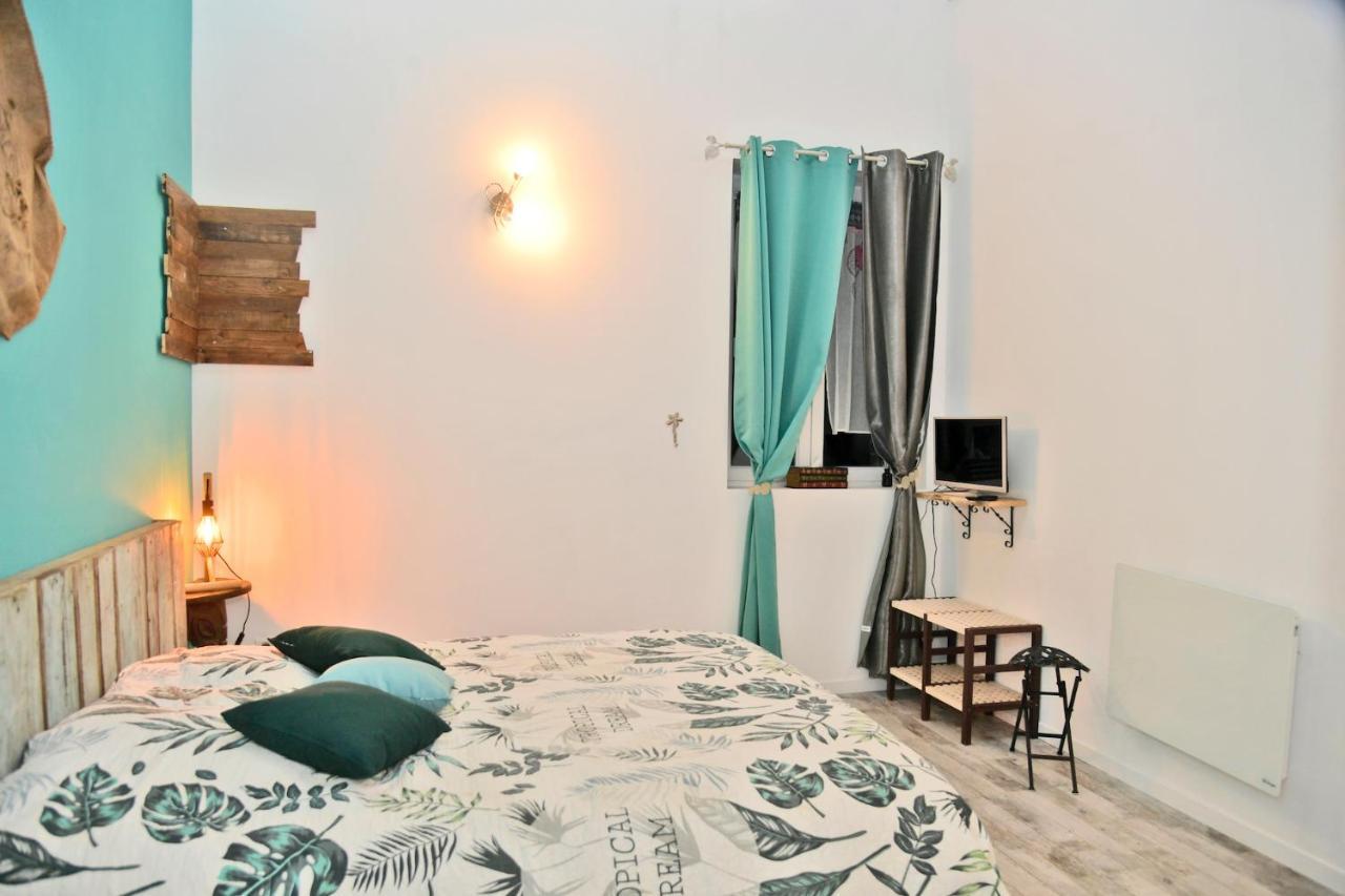 Les Colombines Bed & Breakfast Hombleux Exterior photo